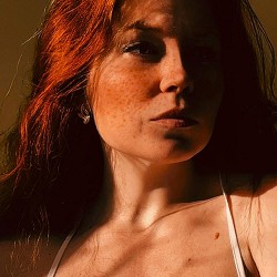 NE_TVOYA_MRIYA - Не та роза, що за садом