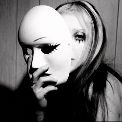 Isabel LaRosa - Her Face